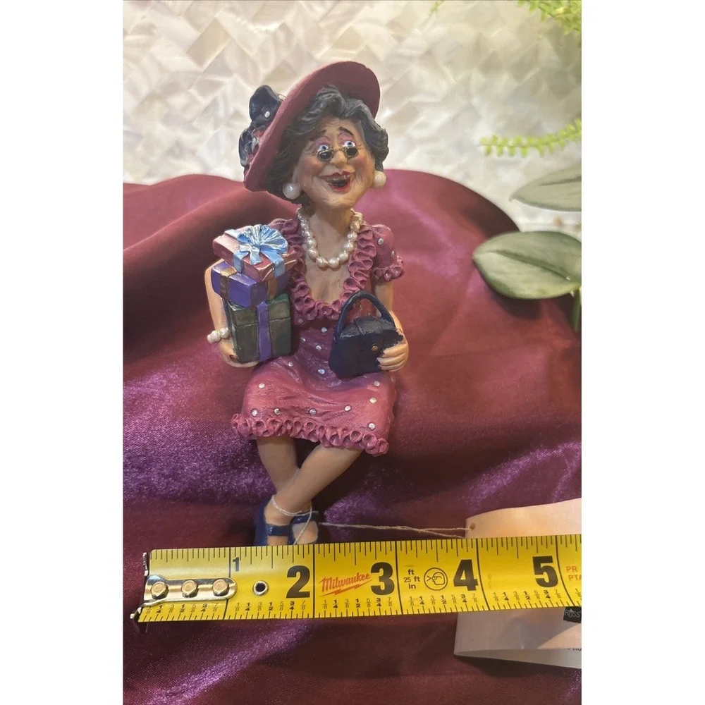 Russ this figurine